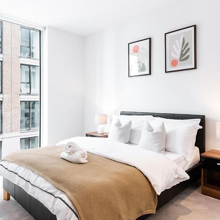Khayat Homes - The Owelor - Two Bed London Eksteriør billede