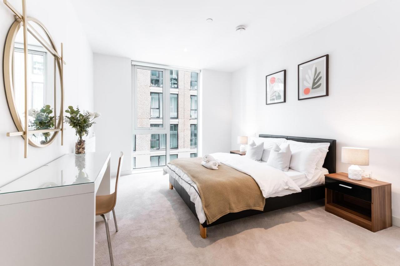 Khayat Homes - The Owelor - Two Bed London Eksteriør billede