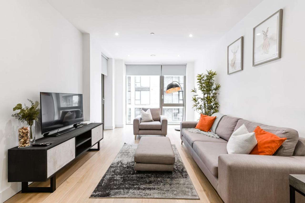 Khayat Homes - The Owelor - Two Bed London Eksteriør billede